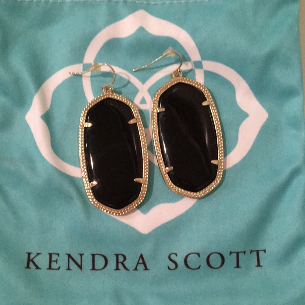 Kendra Scott Elle drop earrings